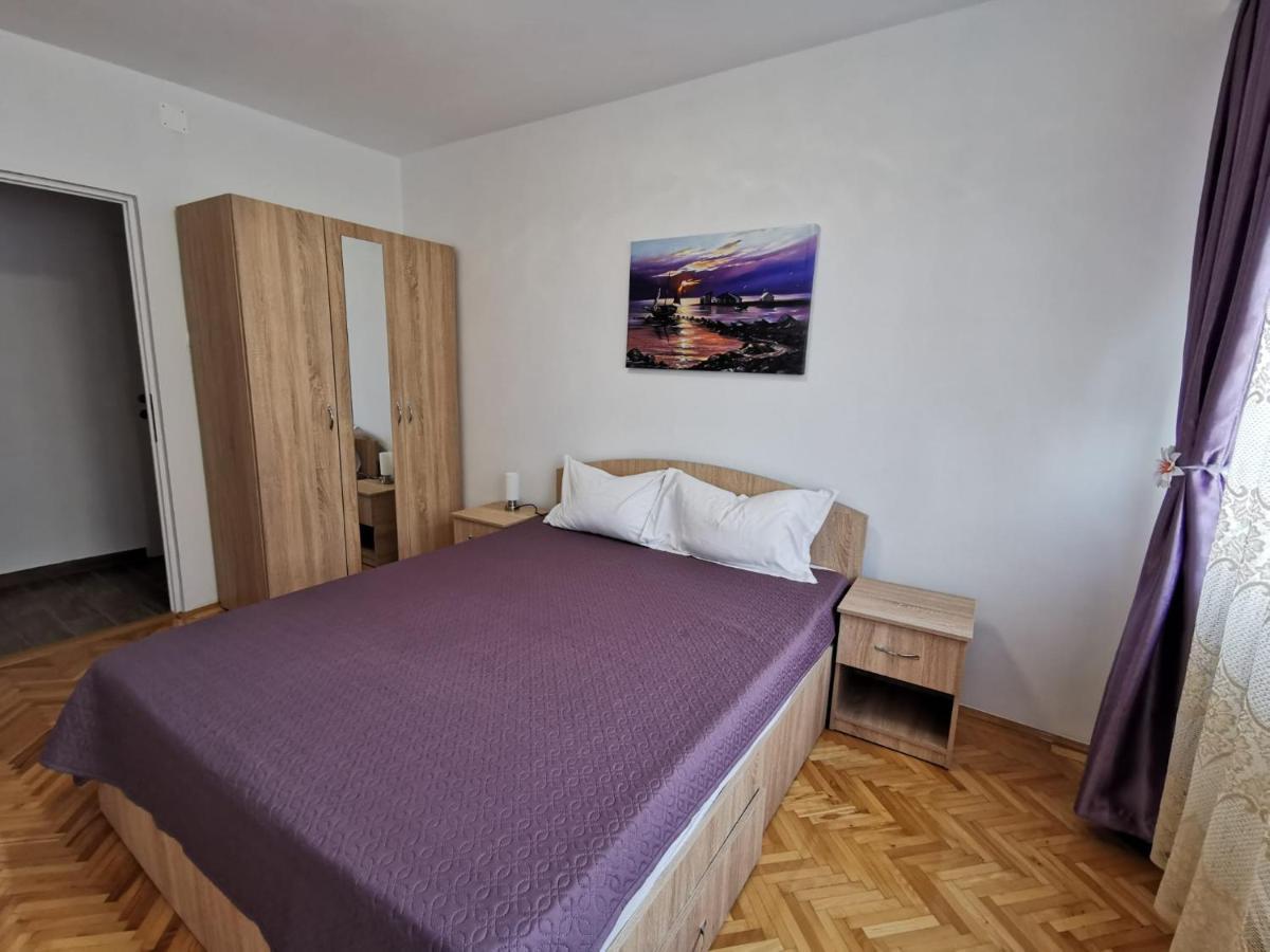 Apartament Carla-Maria Deva Bagian luar foto