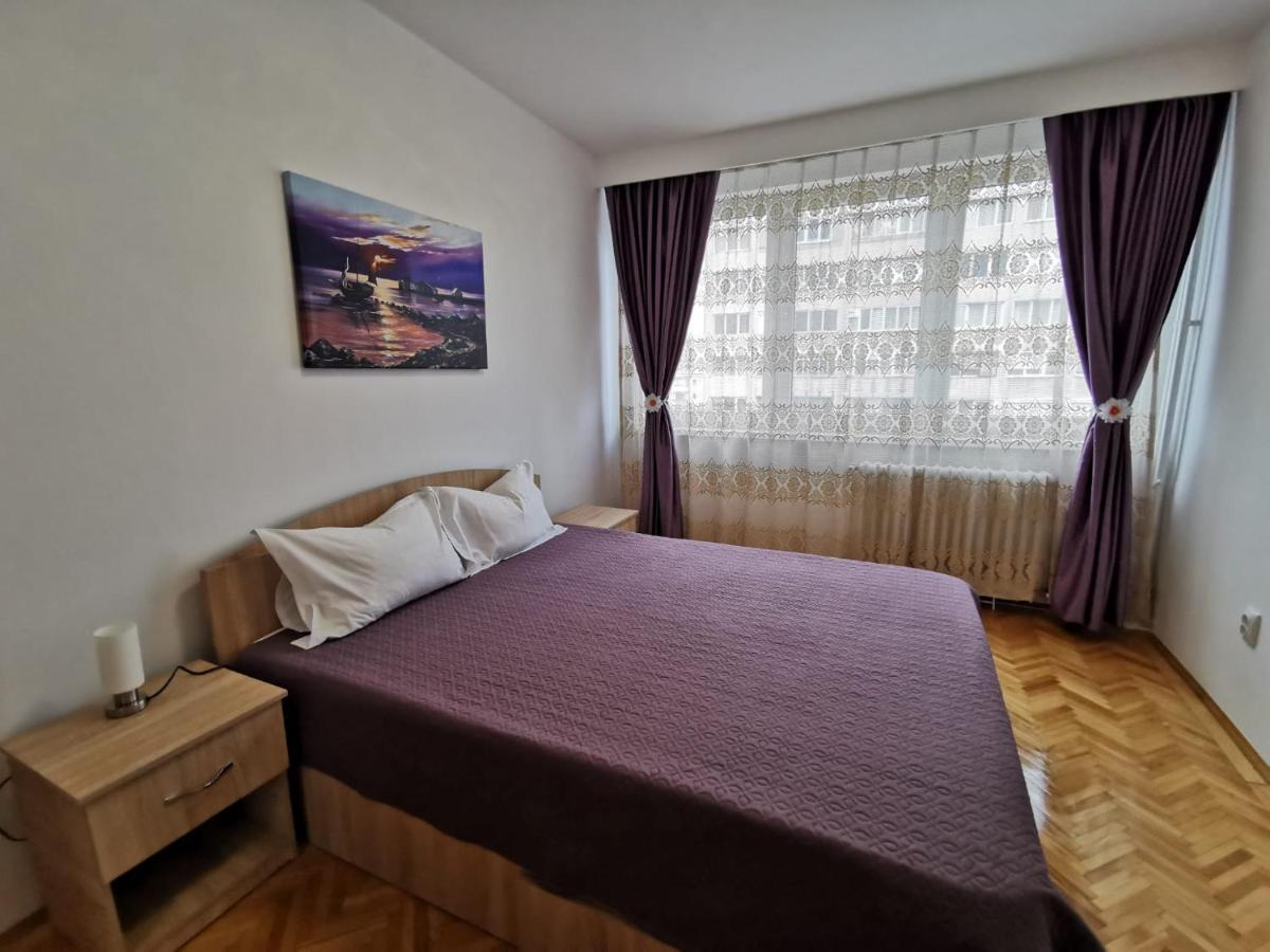 Apartament Carla-Maria Deva Bagian luar foto