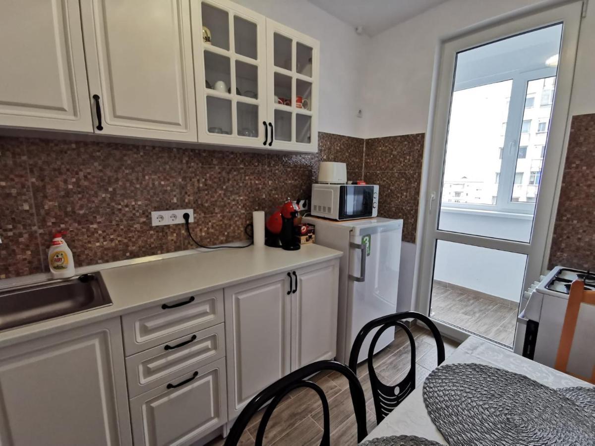 Apartament Carla-Maria Deva Bagian luar foto